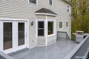 1057 Daniels Farm Rd, Trumbull, CT 06611 - Photo 35