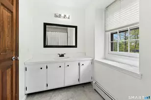 12 Heritage Dr, Danbury, CT 06811 - Photo 23