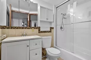 32 Webster Ct, Newington, CT 06111 - Photo 31