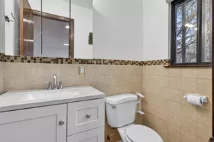 32 Webster Ct, Newington, CT 06111 - Photo 21