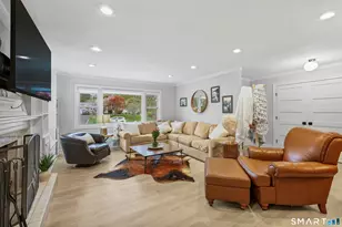 28 Kingston Rd, Trumbull, CT 06611 - Photo 7