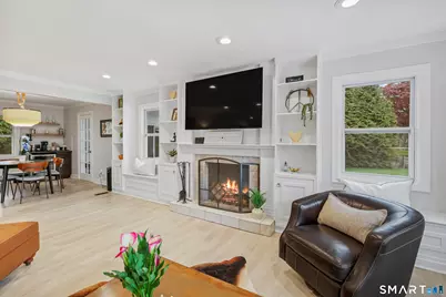 28 Kingston Road, Trumbull, CT 06611 - Photo 11