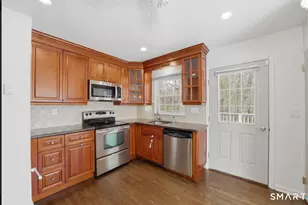 103 Ledge Ln, Stamford, CT 06905 - Photo 5