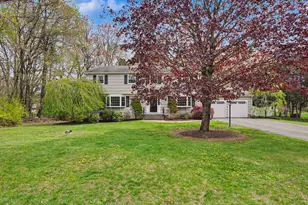45 Wendover Rd, Trumbull, CT 06611 - Photo 3