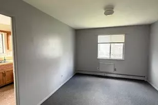 53-1/2 Glenwood Ave, Norwalk, CT 06854 - Photo 7