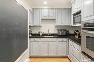 7 Waverly Rd, Darien, CT 06820 - Photo 13