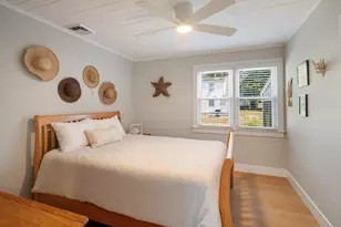 16 Flagler Ave, Old Lyme, CT 06371 - Photo 17