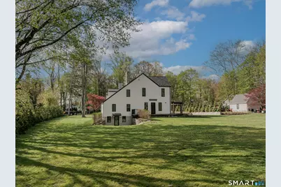 201 Ponus Avenue Ext, Norwalk, CT 06854 - Photo 3