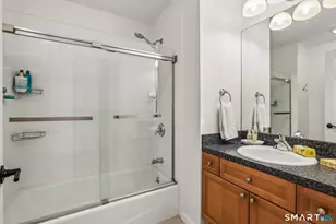 27 Maura Ln, Danbury, CT 06811 - Photo 19