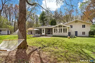 112 Calico Ln, Fairfield, CT 06824 - Photo 37