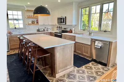 39 Main Street Building #2, Stonington, CT 06378 - Photo 7
