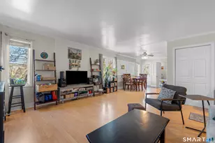 183 Livingston Pl, Bridgeport, CT 06610 - Photo 11