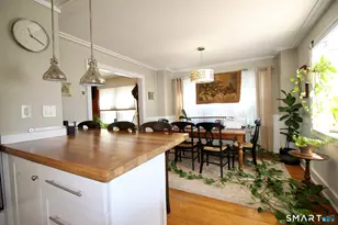 25 Center Terrace, Stamford, CT 06906 - Photo 3