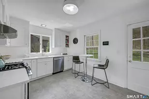 64 Hillside Rd, Greenwich, CT 06830 - Photo 7