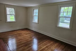 17 Pleasant St, Woodbury, CT 06798 - Photo 3