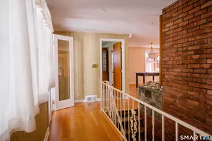9 Eastwood Rd, Mansfield, CT 06268 - Photo 5