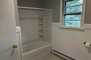 87 Worcester Ave, Waterbury, CT 06705 - Photo 19