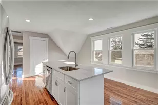 22 Hubinger St, New Haven, CT 06511 - Photo 1