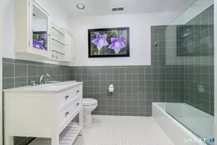 47 Indian Harbor Dr, Greenwich, CT 06830 - Photo 23