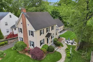 149 Westland Ave, West Hartford, CT 06107 - Photo 1