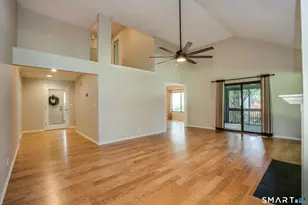 11 Strathmore Ln, Avon, CT 06001 - Photo 3