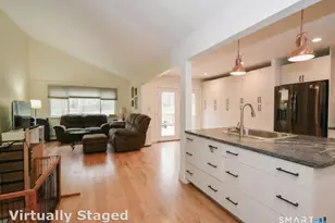 249 Preston St, Windsor, CT 06095 - Photo 3