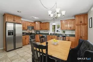 408 Maromas Rd, Middletown, CT 06457 - Photo 17