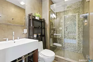 71 Elizabeth Ave, Stamford, CT 06907 - Photo 23