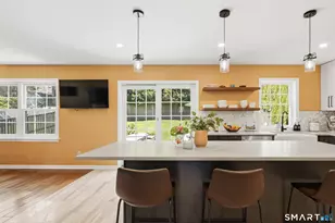 71 Elizabeth Ave, Stamford, CT 06907 - Photo 5
