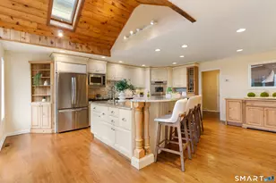 21 Laurel Lake E, Weston, CT 06883 - Photo 11