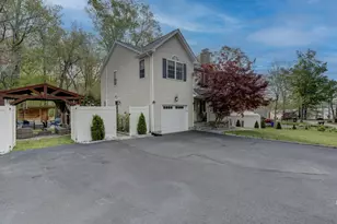 6 Candlewood Dr, East Hampton, CT 06424 - Photo 1