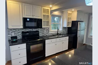 2 Stebbins Brook Lane, Simsbury, CT 06070 - Photo 5