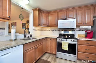 20 Lawrence Ln, Torrington, CT 06790 - Photo 17