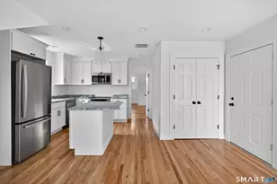 138 Bank St, New London, CT 06320 - Photo 9