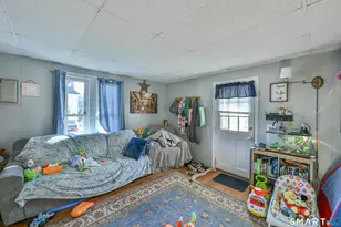 62-64 Chapman St, Putnam, CT 06260 - Photo 35