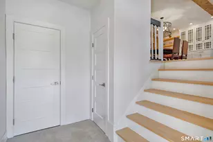 12 Blvd Dr, Danbury, CT 06810 - Photo 5
