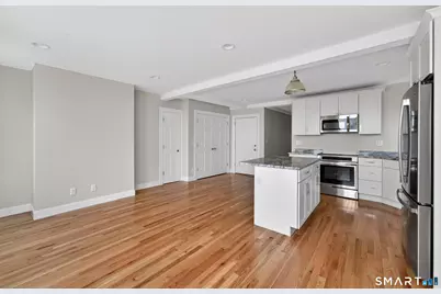 138 Bank Street #2A, New London, CT 06320 - Photo 9