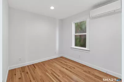 138 Bank Street #2A, New London, CT 06320 - Photo 17