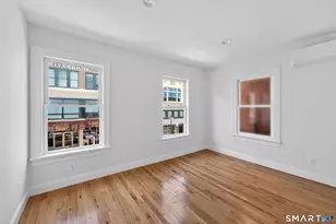 138 Bank St, New London, CT 06320 - Photo 21