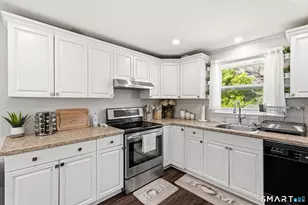 21 W Rocks Rd, Norwalk, CT 06851 - Photo 7