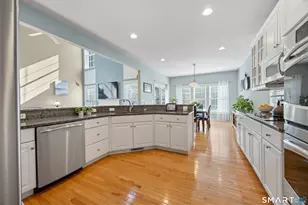 30 Wadsworth Ln, Wallingford, CT 06492 - Photo 11