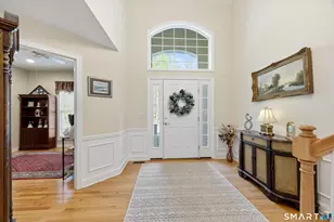30 Wadsworth Ln, Wallingford, CT 06492 - Photo 3
