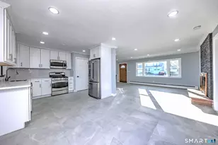 206 Bridgeview Pl, Stratford, CT 06614 - Photo 15