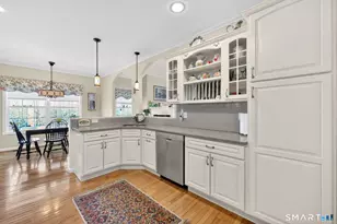5 Beaudry Ln, Bloomfield, CT 06002 - Photo 15