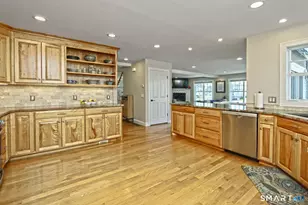 43 Indianola Dr, Old Saybrook, CT 06475 - Photo 11
