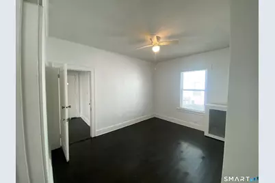 54-56 Westbourne Parkway #1st floor, Hartford, CT 06112 - Photo 9