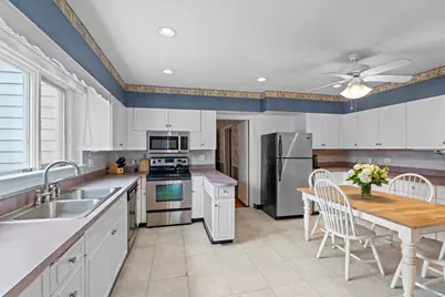 32 East Main Street, Stonington, CT 06355 - Photo 21