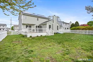 295 York St, Stratford, CT 06615 - Photo 3
