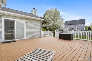 295 York St, Stratford, CT 06615 - Photo 7