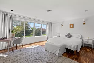 80 Soundview Dr, Stamford, CT 06902 - Photo 27